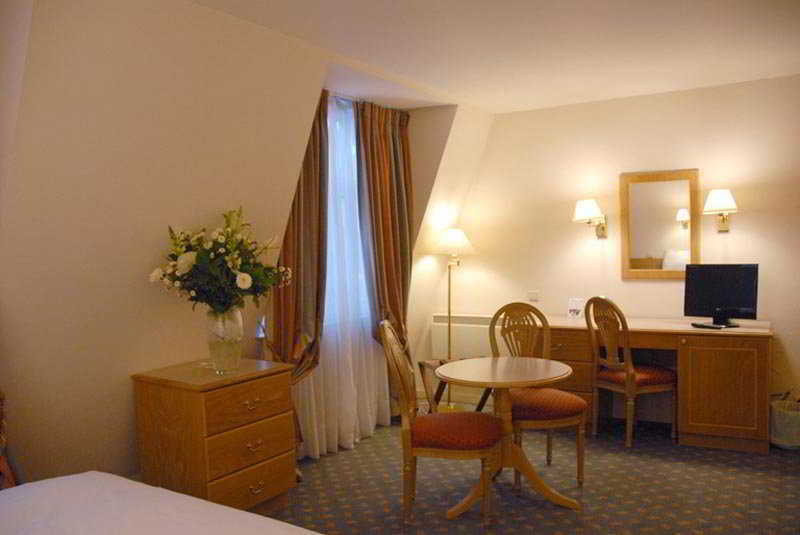 Hotel Made In Louise Saint-Gilles Δωμάτιο φωτογραφία